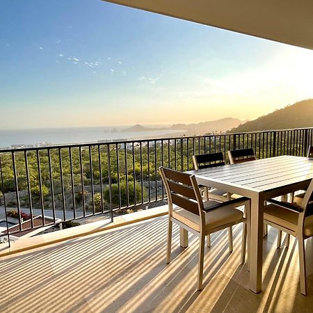 Exclusive Solaria Arch View Penthouse With Jacuzzi Apartment El Pueblito  Bagian luar foto